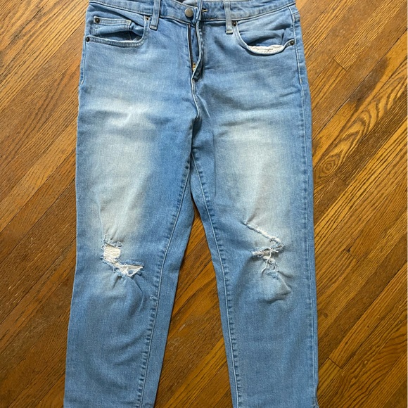 Universal Threads Jeans - Picture 2 of 4